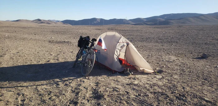 A night in the Atacama Desert and the first experience of Chilean hospitality and kindness - My, Bike trip, Solo travel, A bike, Travels, Bike ride, South America, Chile, Cyclist, Road, Atacama Desert, Desert, The mountains, Mountain tourism, Andes, Camping, Hike, Longpost