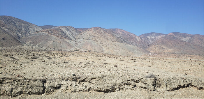 Горы подбирают дорогу