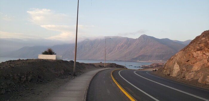 Обернулся и не смог разглядеть следы