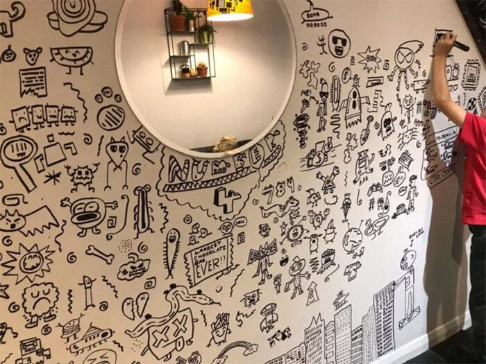 9-Year-Old Boy Who Was Always Scolded For Drawing In Class Gets Commission To Decorate Restaurant - Drawing, Children, Scribble, Beginner artist, A restaurant, Positive, Longpost, Repeat, Doodle