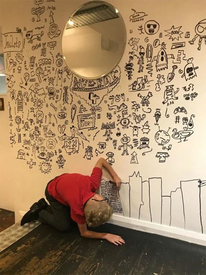 9-Year-Old Boy Who Was Always Scolded For Drawing In Class Gets Commission To Decorate Restaurant - Drawing, Children, Scribble, Beginner artist, A restaurant, Positive, Longpost, Repeat, Doodle