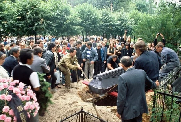 Tsoi's Funeral - Music, Viktor Tsoi, Russian rock music, Saint Petersburg, Longpost