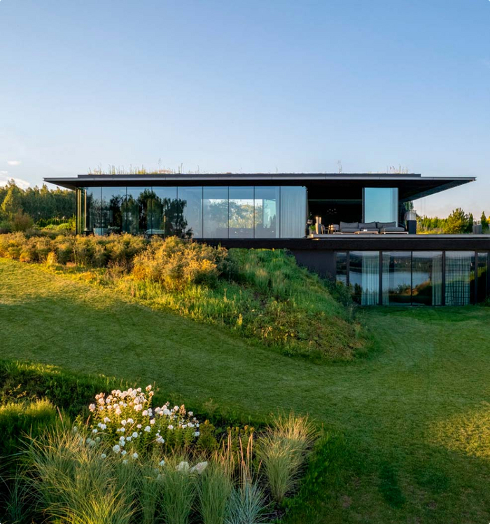 Lakeside Residence: ClubHouse