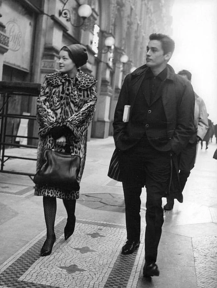 Romy Schneider and Alain Delon in Paris, 1961 - The photo, Black and white photo, Street photography, Actors and actresses, Film, Paris, France, Alain Delon, Romy Schneider, 1961