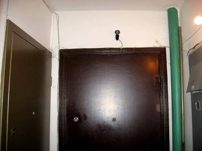 A citizen wanted moral damages from a neighbor in the amount of 100,000 rubles for a video camera in the vestibule - My, Scandal, Lodging, Apartment buildings, Apartment, Hidden camera, Surveillance, Inviolability, Video monitoring