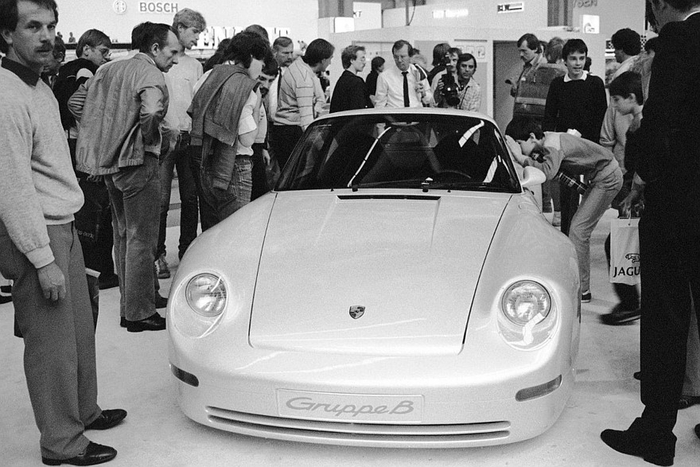 Франкфуртский автосалон 1983 года