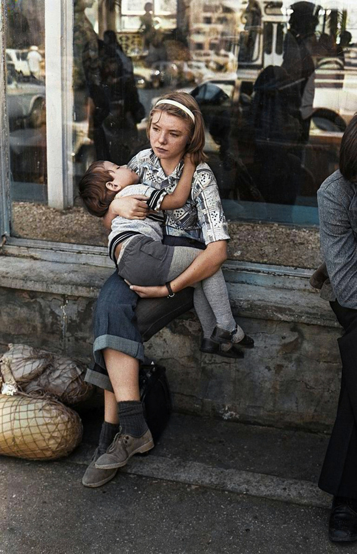 Подборка простых и потрясающих фотографий эпохи СССР. 20 раскрашенных фотографий, Часть X Старое фото, Фотография, СССР, Сделано в СССР, Детство в СССР, Колоризация, 70-е, 60-е, 80-е, 50-е, Длиннопост Подборка простых и потрясающих фотографий эпохи СССР. 20 раскрашенных фотографий, Часть X Старое фото, Фотография, СССР, Сделано в СССР, Детство в СССР, Колоризация, 70-е, 60-е, 80-е, 50-е, Длиннопост