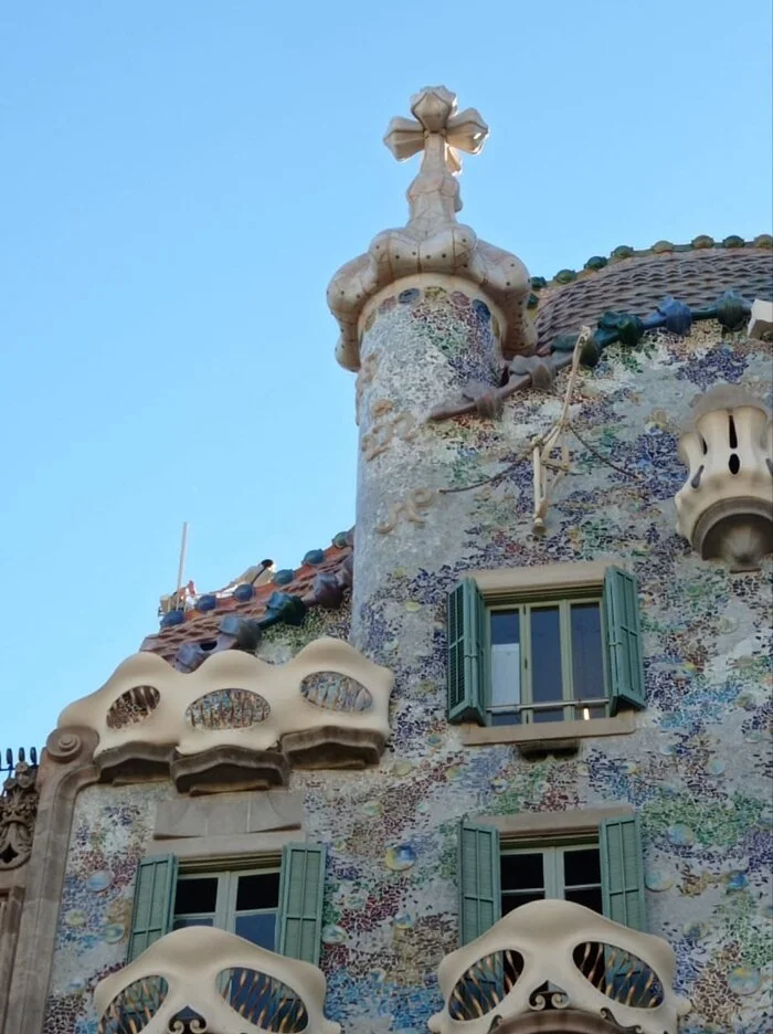 Walking in Barcelona. Casa Batllo - My, Creative people, Building, Architecture, Spain, sights, Museum, Exhibition, author, Travels, Want to know everything, UNESCO Heritage Site, History, The culture, Art, Longpost