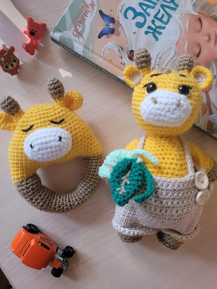 Newborn Baby Set - My, Crochet, Amigurumi, Knitted toys, Knitting, Toys, Soft toy, Giraffe, Needlework without process, Video, Vertical video, Longpost