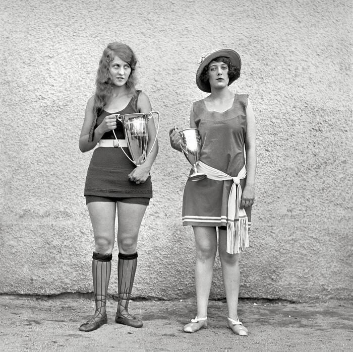 Beauty contest winners, Washington, 1922 - The photo, Black and white photo, USA, Washington, Beauty contest, Girls, 1922