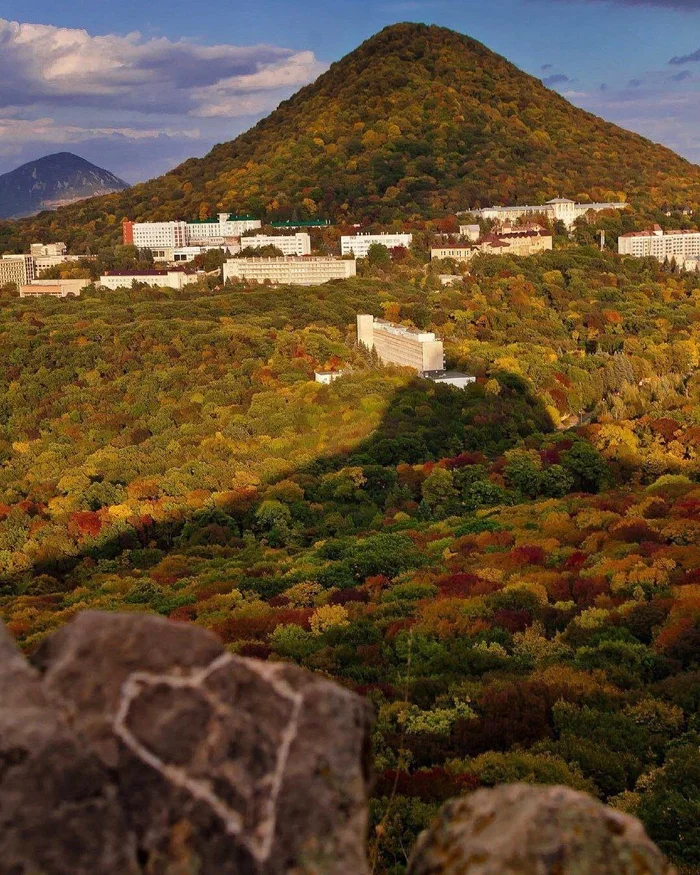 Autumn charm of the wonderful city of Zheleznovodsk - Autumn, Zheleznovodsk, The photo, Nature