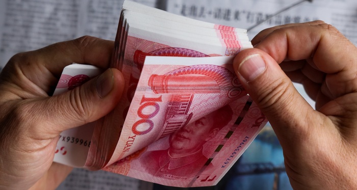 Рубль на грани: хватит ли валютных интервенций для спасения?