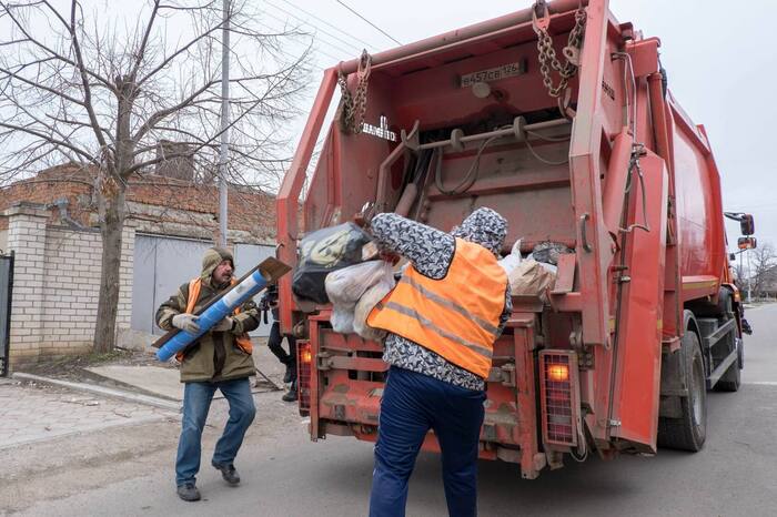 Россияне обязаны платить за вывоз мусора, даже если такая услуга по факту не оказывается — Конституционный суд - Моё, Право, Суд, Закон, Жилье, Вывоз мусора, Тко, ЖКХ, Лига юристов, Юристы, Квартира, Коммунальные службы