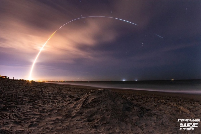 Vulcan устремляется в небо со своей первой миссией в январе. (Автор: Стивен Марр из NSF)