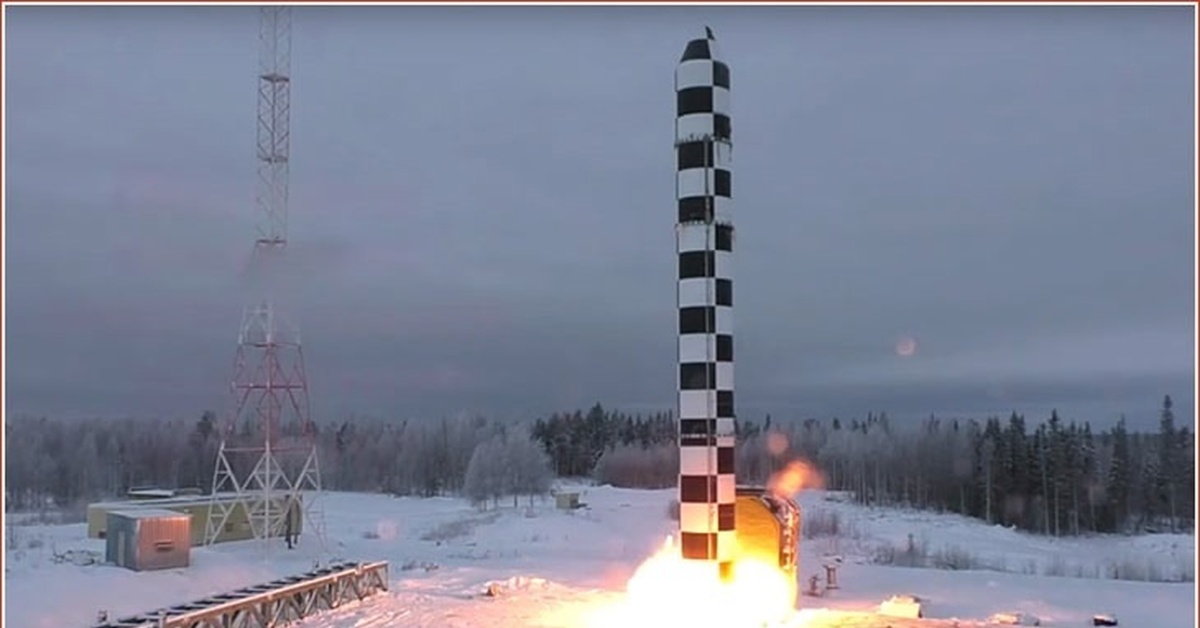 Мбр «сармат» рс-28. Сармат плесецк. Рс-28 сармат. Пуск ракеты сармат сегодня с плесецка. Сармат плесецк.