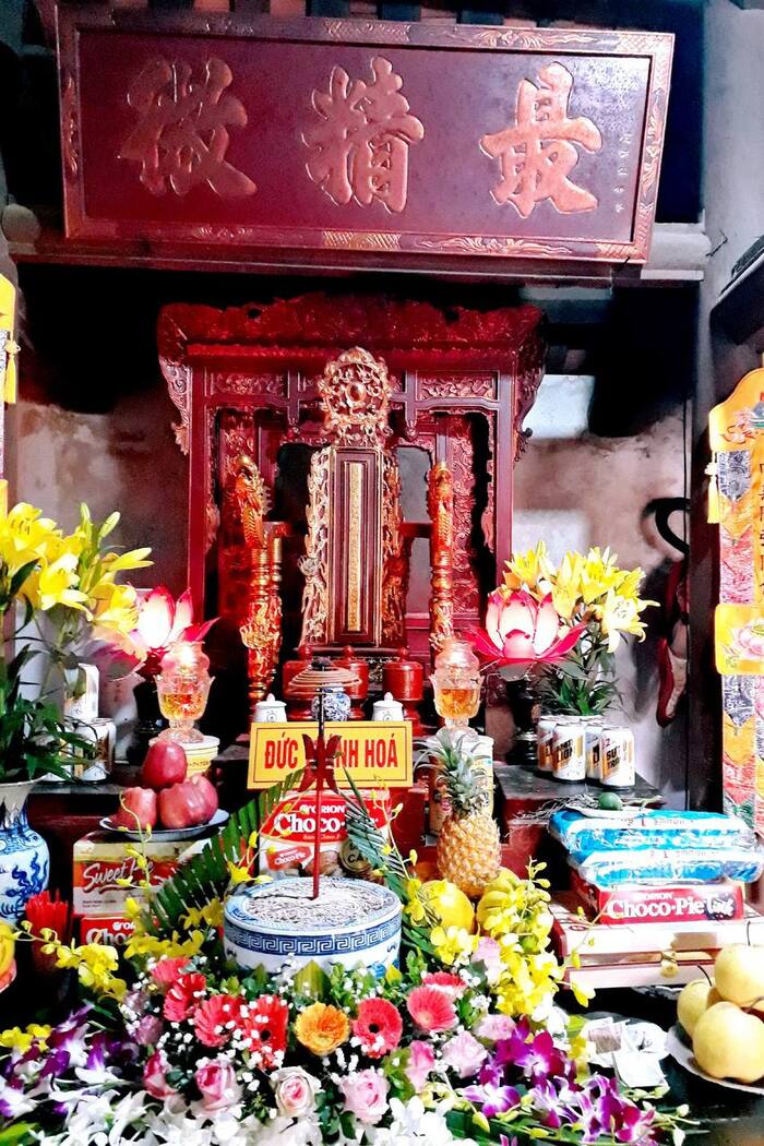 About gifts and offerings - The photo, Eastern Asia, Vietnam, Thailand, Buddhism, Traditions, Red, Sweets, Reading, Longpost