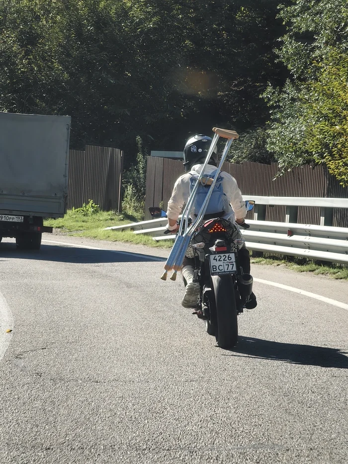 But the man knows what he's getting into - Moto, Motorcyclists