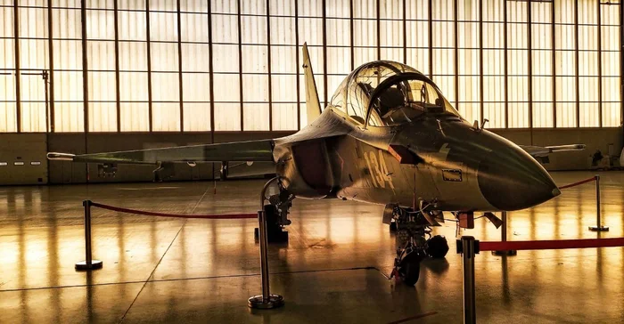 Just some photos of a Yak-130 in the Yakovlev Design Bureau hangar on a summer evening - Telegram (link), Russian production, Industry, Inventions, Production, Longpost