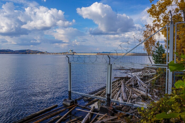 ����� � ����-�������