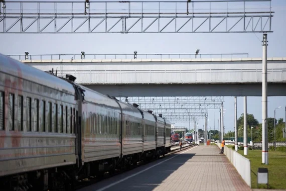 В Литве 3 октября пограничники не пропускали поезд из Москвы в Калининград - Политика, Антироссийская политика, Прибалтика, Литва, Калининград, Поезд, Вагон, РБК, Вандализм