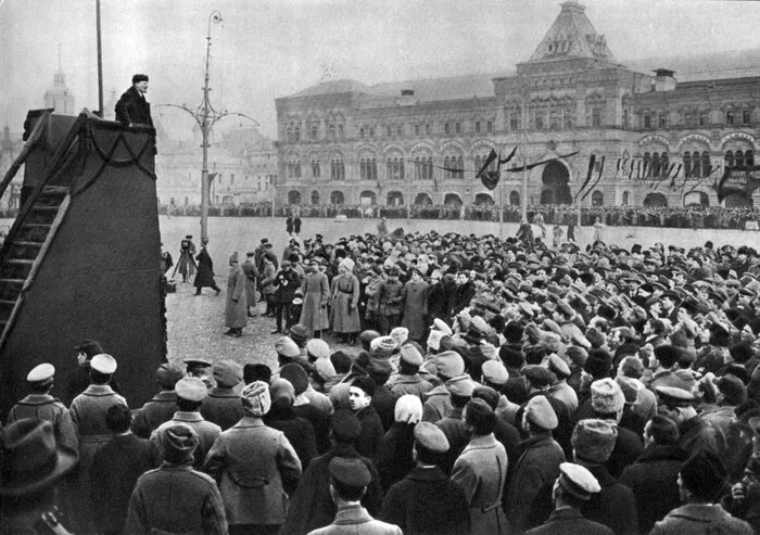 Москва, 7 ноября 1918 года - Фотография, Черно-белое фото, Россия, 1918, Ленин, Москва, Красная площадь