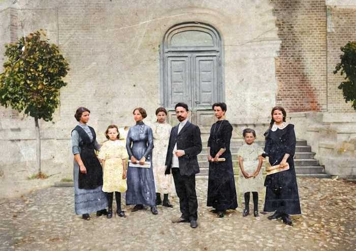 Удивительные и интересные фотографии Подмосковья времен Дореволюционной России. 20 раскрашенных фотографий. Часть II Историческое фото, Старое фото, История города, Краеведение, Города России, Колоризация, 19 век, 20 век, Московская область, Российская империя, Зарайск, Коломна, Егорьевск, Одинцово, Подольск, Серпухов, Длиннопост Удивительные и интересные фотографии Подмосковья времен Дореволюционной России. 20 раскрашенных фотографий. Часть II Историческое фото, Старое фото, История города, Краеведение, Города России, Колоризация, 19 век, 20 век, Московская область, Российская империя, Зарайск, Коломна, Егорьевск, Одинцово, Подольск, Серпухов, Длиннопост