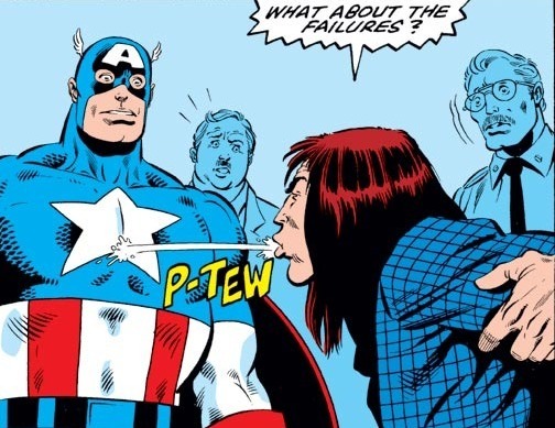 Харкает не Эвримэн, а один из студентов