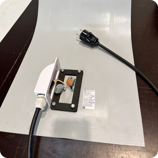 Как снизить риск обрушения кровли? Обогрев кровли и водостоков