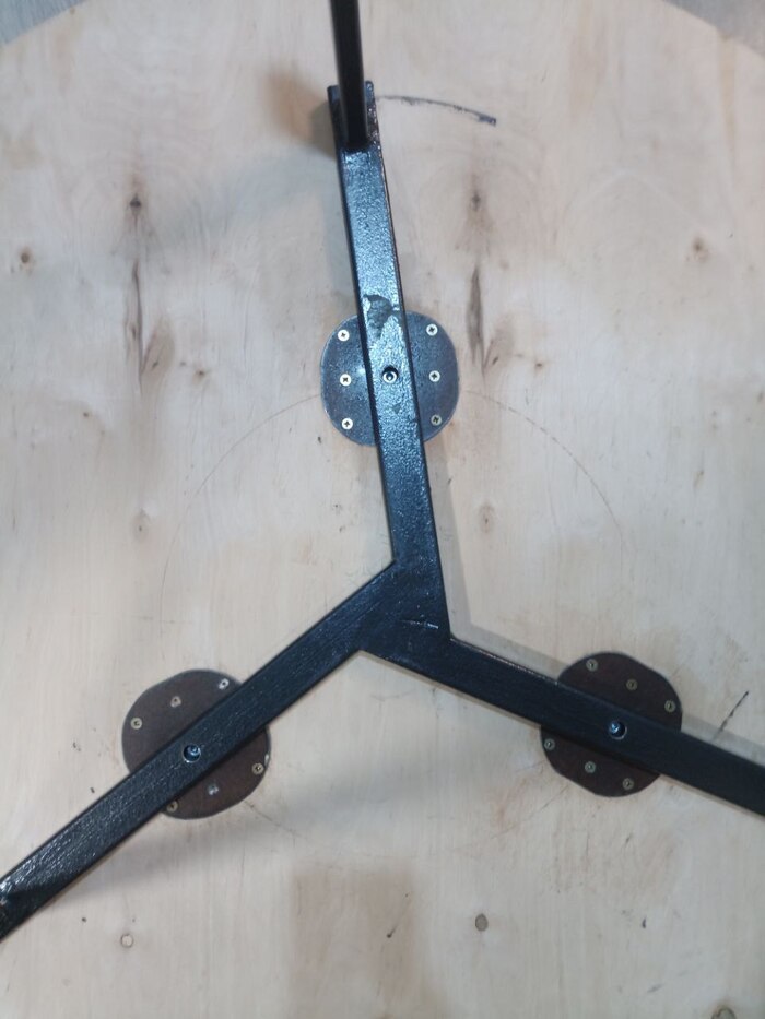 Круглый самодельный стол 120 см