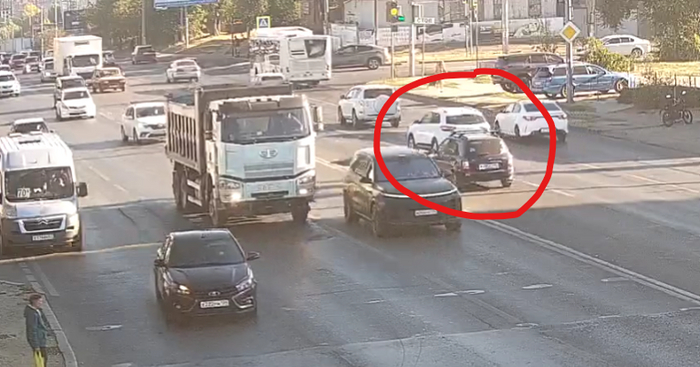 Начало момента перестроения Креты, решил уйти в "свободный" ряд.