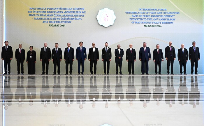             .  .. , , , , ,  ,  , , , , , , , , , , Kremlinru, , ,  , 