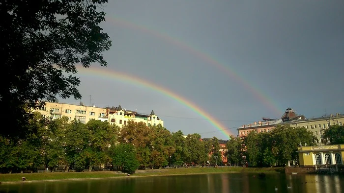 Rainbow - My, Double Rainbow, Rainbow, Patriarchal Ponds, The photo