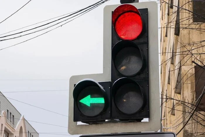 The lady was fined for driving through a red light, but the court said that the traffic police should not behave like that! - My, Traffic rules, Motorists, Driver, Gai, Traffic fines, DPS, Violation of traffic rules