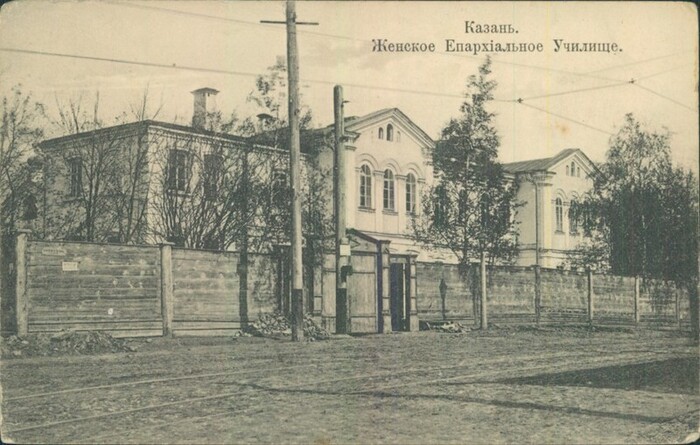 Женская учительская семинария, Айвазовского, 27. На открытом письме допущена ошибка.