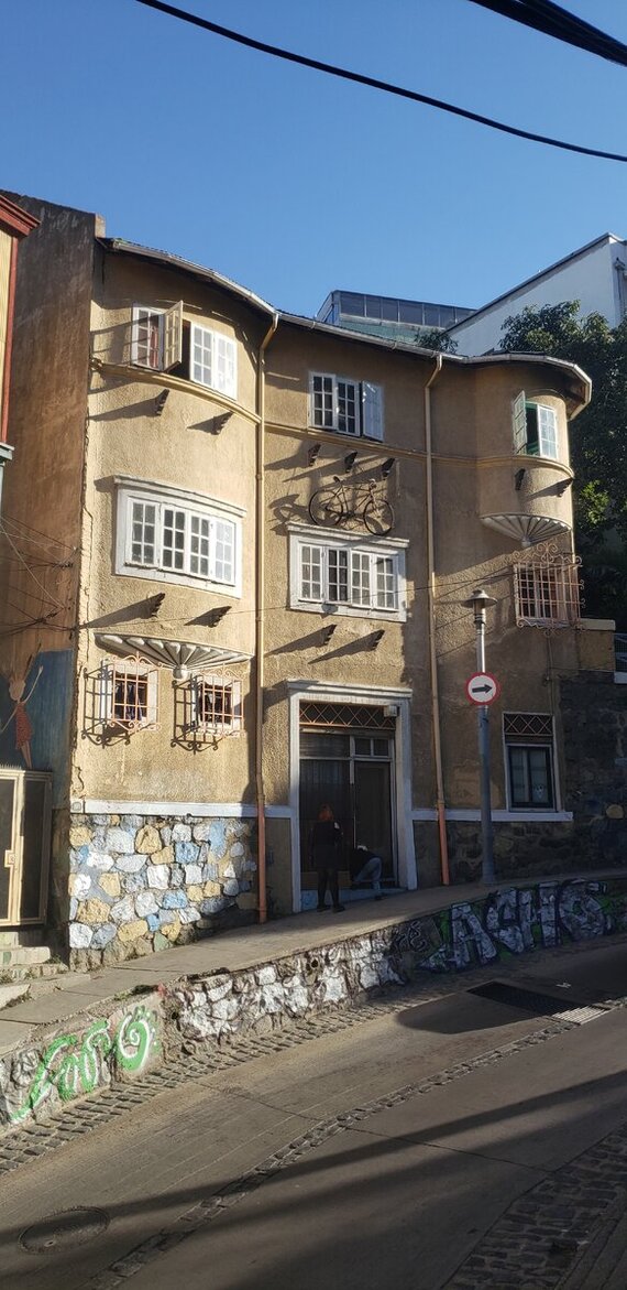 Walking around the city of Valparaiso. Some photos - My, Travels, Solo travel, Bike trip, A bike, South America, Chile, Valparaiso, Pacific Ocean, Cyclist, Bike ride, Andes, Port, City walk, Longpost