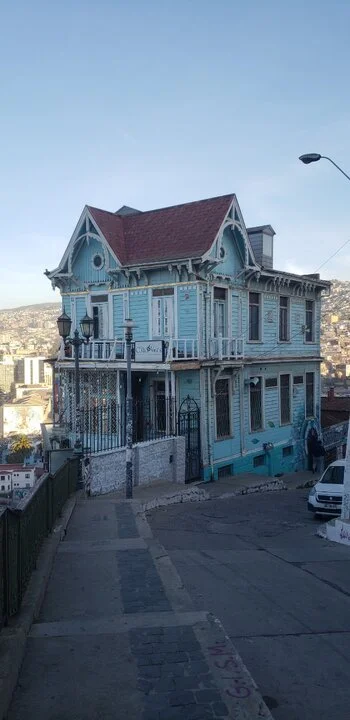 Walking around the city of Valparaiso. Some photos - My, Travels, Solo travel, Bike trip, A bike, South America, Chile, Valparaiso, Pacific Ocean, Cyclist, Bike ride, Andes, Port, City walk, Longpost