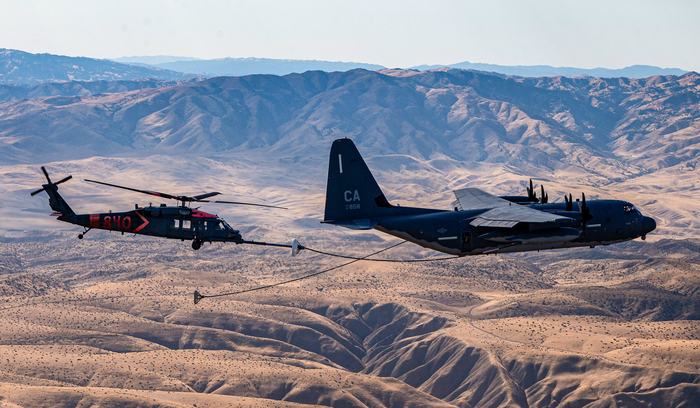 HH-60G Pave Hawk и HC-130J Combat King II