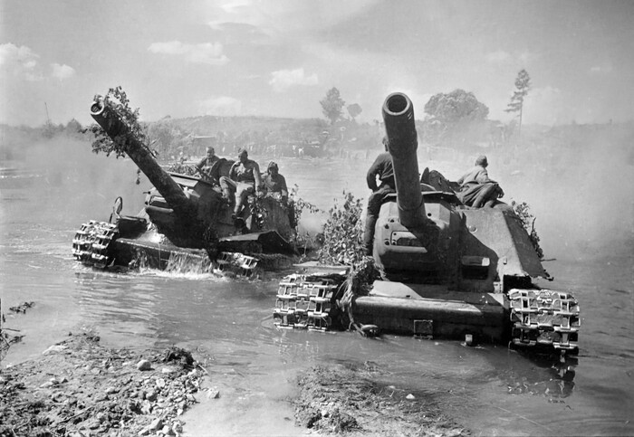   1944  , ,   , , , ,  , , 