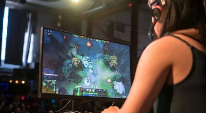.  , Discord, , Dota 2
