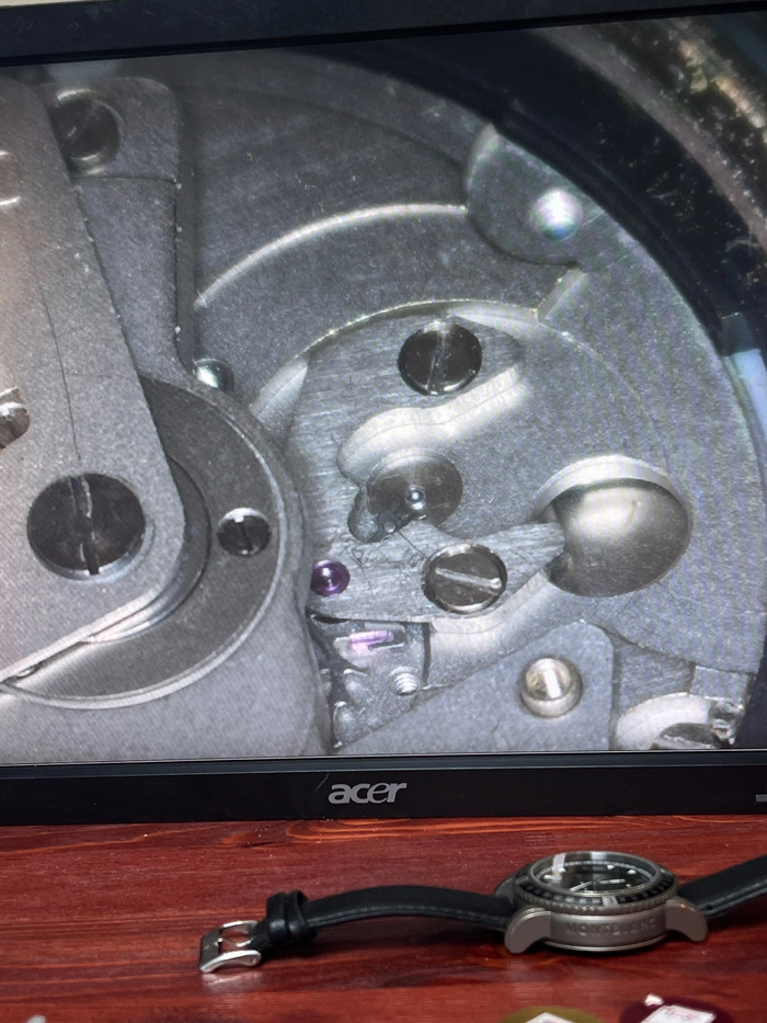 Тут видео сдвиг всего блока внутрь на пару соток мм