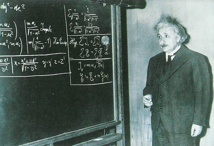E=mc2    , ,  , , , , , 