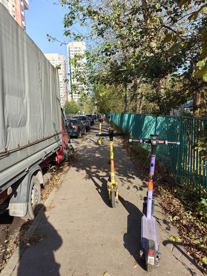 "Место встречи малолетних дебилов"