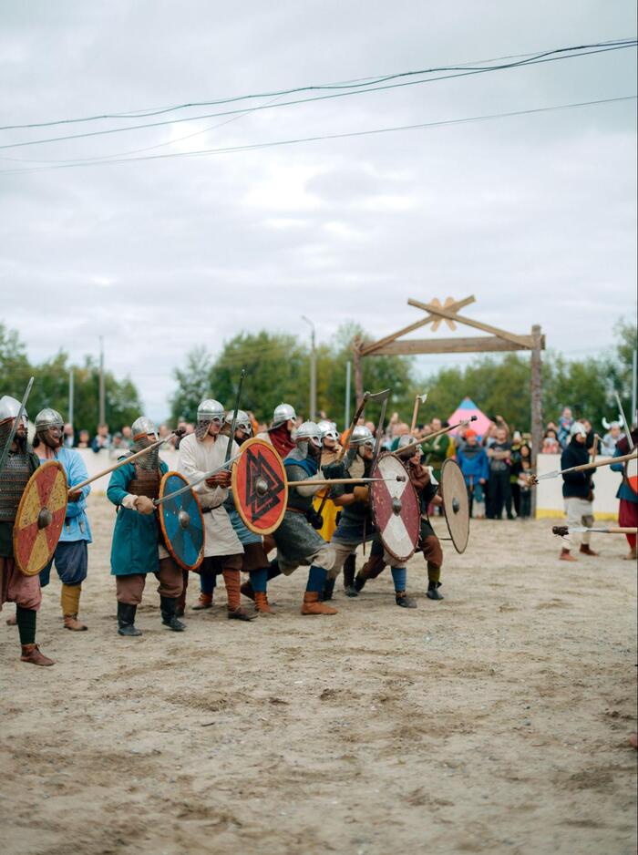 Мончегорск Мурманск куда сходить с ребенком детские секции кружки развлечения Имандра фестиваль северной культуры