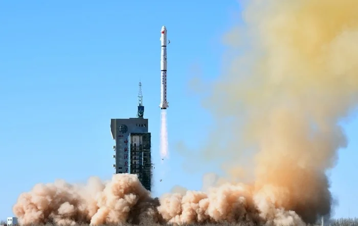 Launch Roundup: Europa Clipper Launches, Starlink Returns, China Launches New Missions - Rocket launch, Cosmonautics, Rocket, Satellites, Longpost