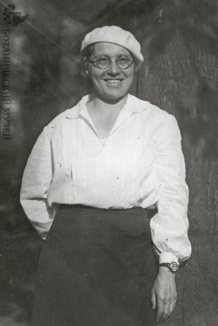   (1897  1991)     ,  (), , , , , , 