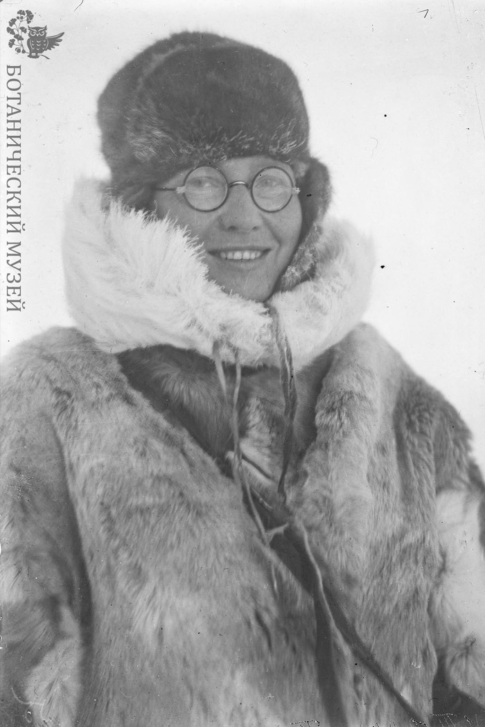 Л.Н.Тюлина, экспедиция на Таймыр, зимовка, 1934 год. Фотография из коллекции фотоархива Ботанического музея РАН.