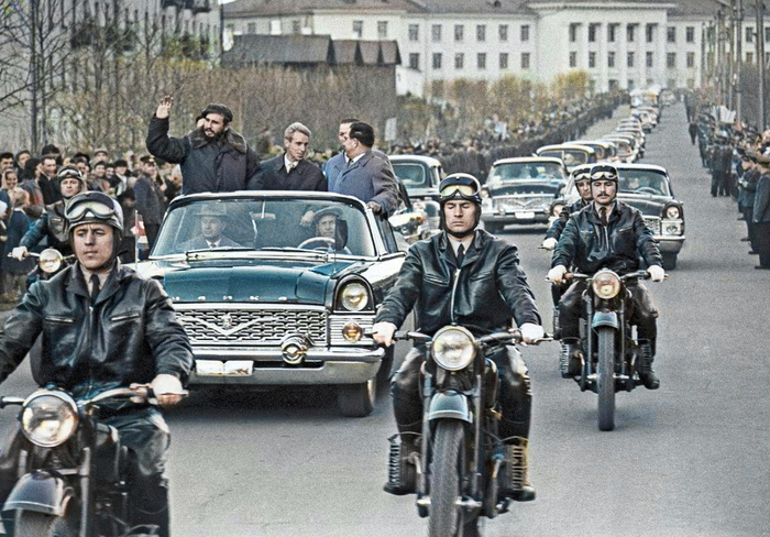 Подборка простых и потрясающих фотографий эпохи СССР. 20 раскрашенных фотографий, Часть XII Старое фото, Историческое фото, Фотография, Колоризация, СССР, Сделано в СССР, Детство в СССР, 60-е, 70-е, 80-е, 50-е, Длиннопост Подборка простых и потрясающих фотографий эпохи СССР. 20 раскрашенных фотографий, Часть XII Старое фото, Историческое фото, Фотография, Колоризация, СССР, Сделано в СССР, Детство в СССР, 60-е, 70-е, 80-е, 50-е, Длиннопост