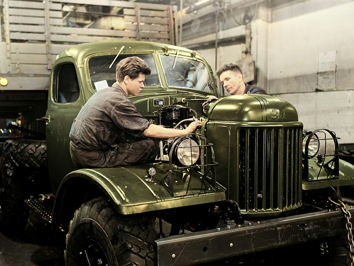 Подборка простых и потрясающих фотографий эпохи СССР. 20 раскрашенных фотографий, Часть XII Старое фото, Историческое фото, Фотография, Колоризация, СССР, Сделано в СССР, Детство в СССР, 60-е, 70-е, 80-е, 50-е, Длиннопост Подборка простых и потрясающих фотографий эпохи СССР. 20 раскрашенных фотографий, Часть XII Старое фото, Историческое фото, Фотография, Колоризация, СССР, Сделано в СССР, Детство в СССР, 60-е, 70-е, 80-е, 50-е, Длиннопост