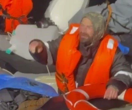 Man Drifted on Boat in Sea of ??Okhotsk for 2 Months, Lost Brother and Nephew, but Survived - The rescue, Sea, A boat, Luck, Video, Vertical video, Longpost