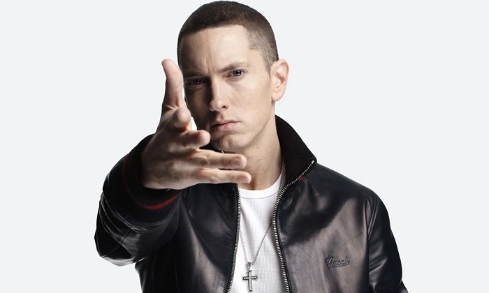    III,       (17  1972, -, , )   ,  ,   . <!--noindex--><a href="https://pikabu.ru/story/s_dnyukhoy_eminem_11919330?u=http%3A%2F%2Fwww.eminem.com%2F&t=www.eminem.com%2F&h=ea87a24ad99f2d8d811f57b3ec75387f602baace" title="http://www.eminem.com/" target="_blank" rel="nofollow noopener">www.eminem.com/</a><!--/noindex-->